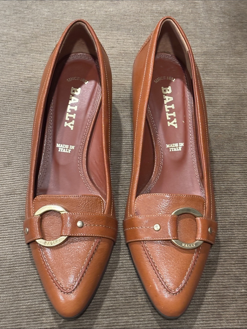 Bally Leather Loafer Pumps- 36.5
